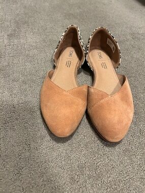 TOMS Women's Suede D'Orsay Flat in Tan, Size 8